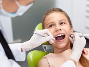 Удаление зубов у детей в СПб без боли — стоматология «Премьера» ☎ +7 (812) 305-90-18
