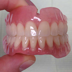 Полный съемный зубной протез — стоматология «Премьера» ☎ +7 (812) 305-90-18