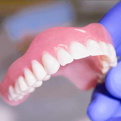 Съемное протезирование зубов в СПб — стоматология «Премьера» на Богатырском 55/1 ☎ +7 (812) 305-90-18